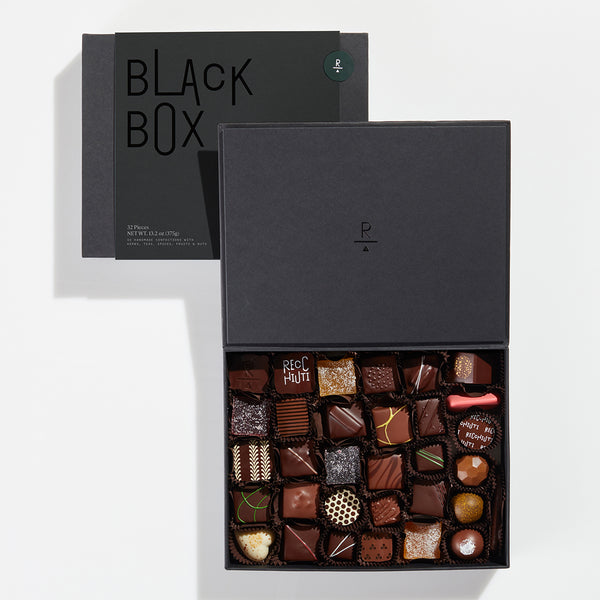 Black_Box_32_Piece_Black_Sleev