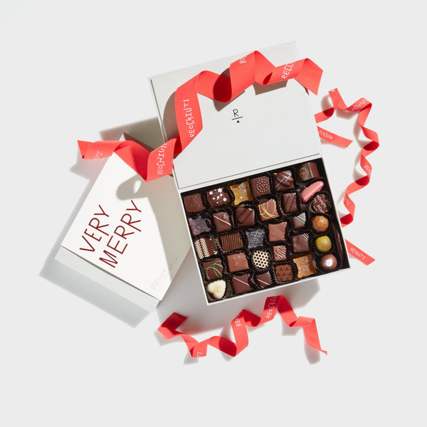 Very Merry Box 32